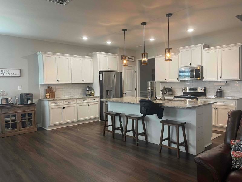 5220 Thruway Rd - Photo 4 of 22