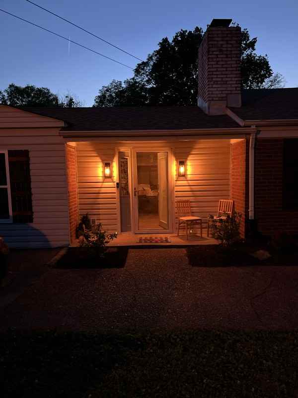 2701 Hartford Dr - Photo 7 of 20