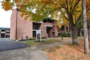 featured image of 924 10th Ave #1