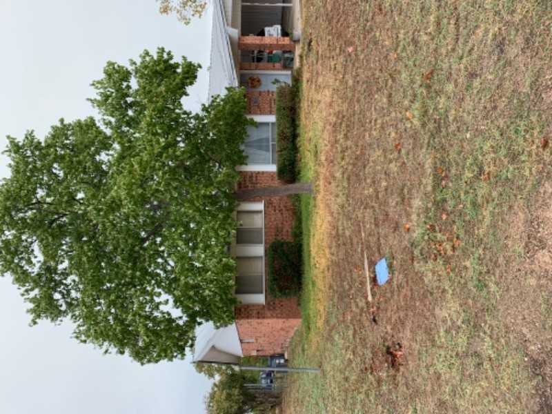 1823 Greenwood Ln - Photo 2 of 9