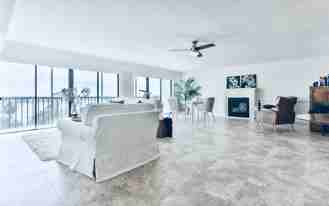 944 S Peninsula Dr - Photo 1 of 1