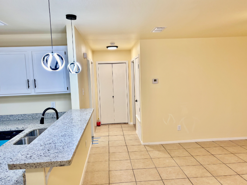 108 Shannon Cir #D - Photo 2 of 20