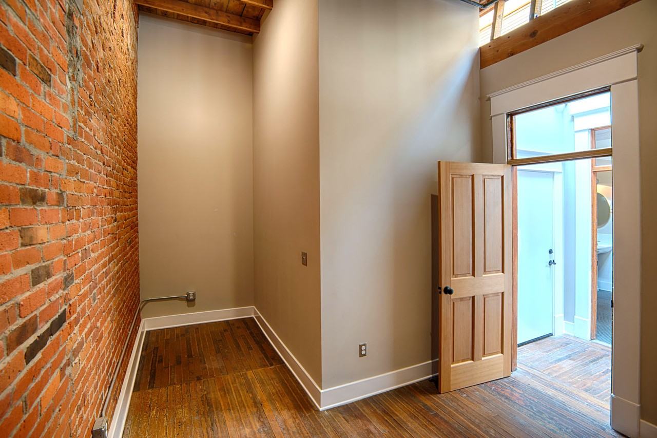 225 W Riverside Ave #7 - Photo 3 of 13