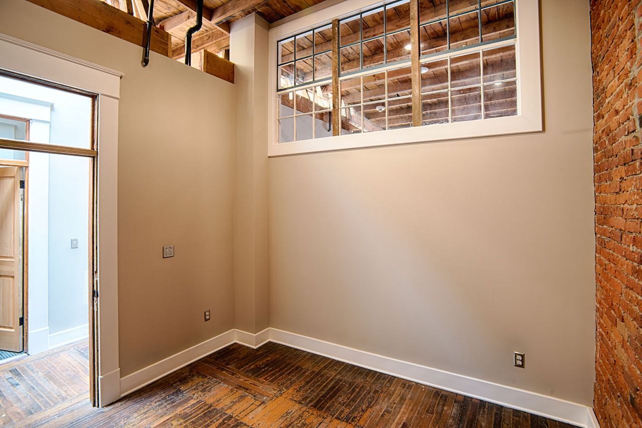 225 W Riverside Ave #7 - Photo 4 of 13