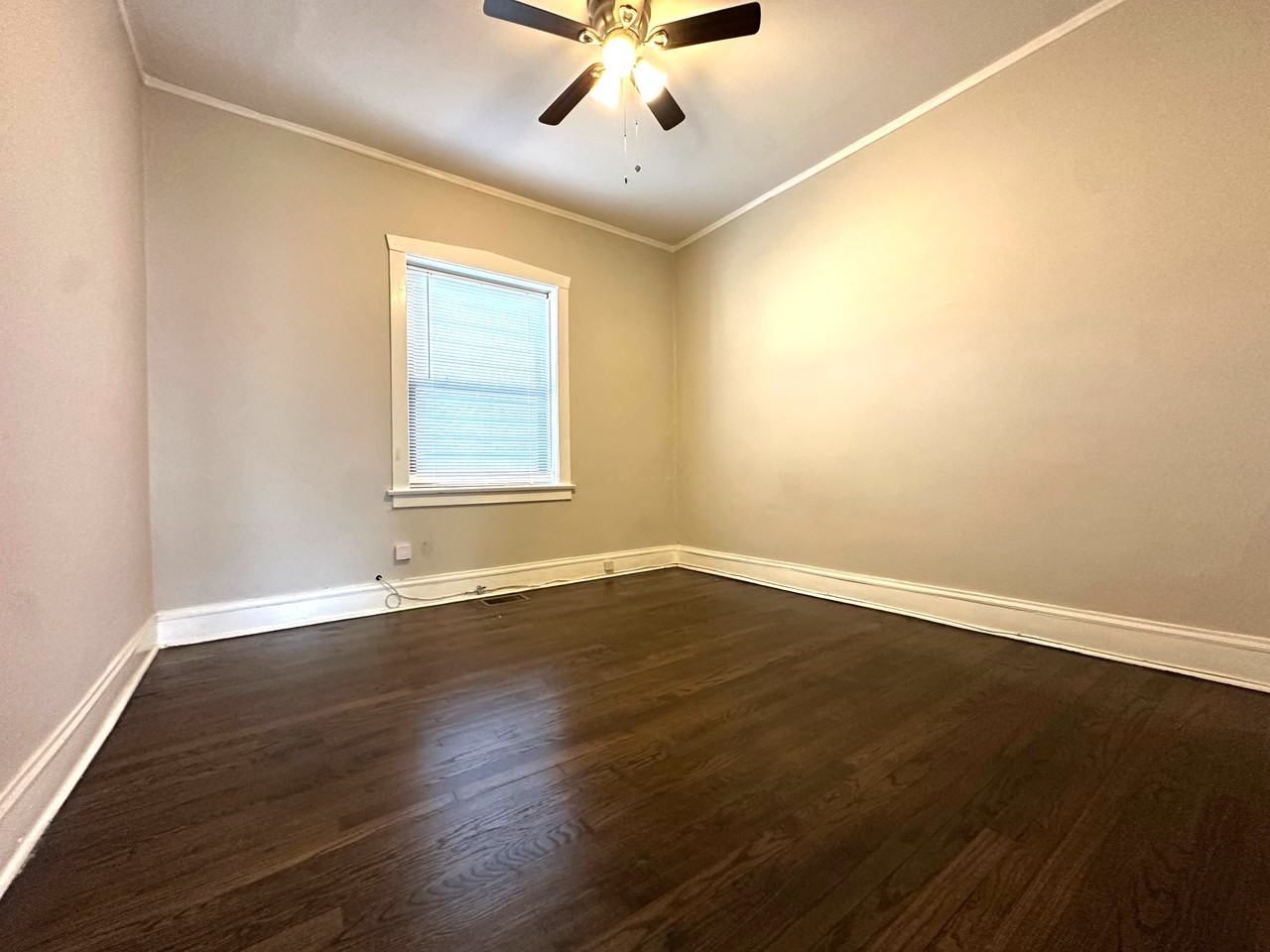 3502 3502 08 W. Grace St. #3506-1 - Photo 6 of 10