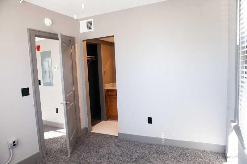 1111 E Iron Ave - Photo 6 of 14