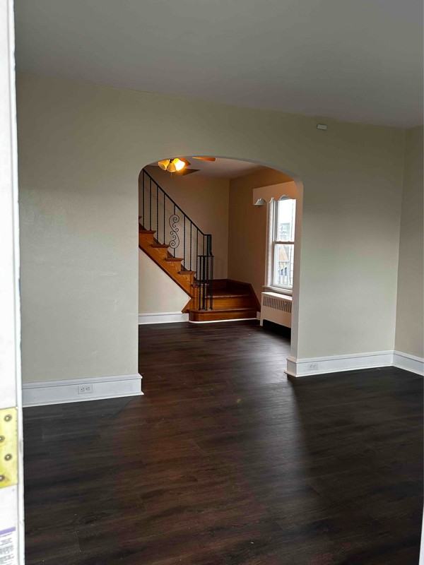329 Fremont St - Photo 3 of 18