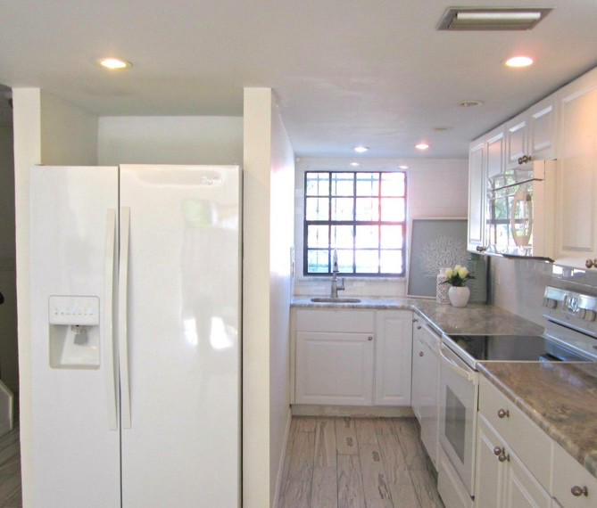 625 N Halifax Ave - Photo 3 of 23
