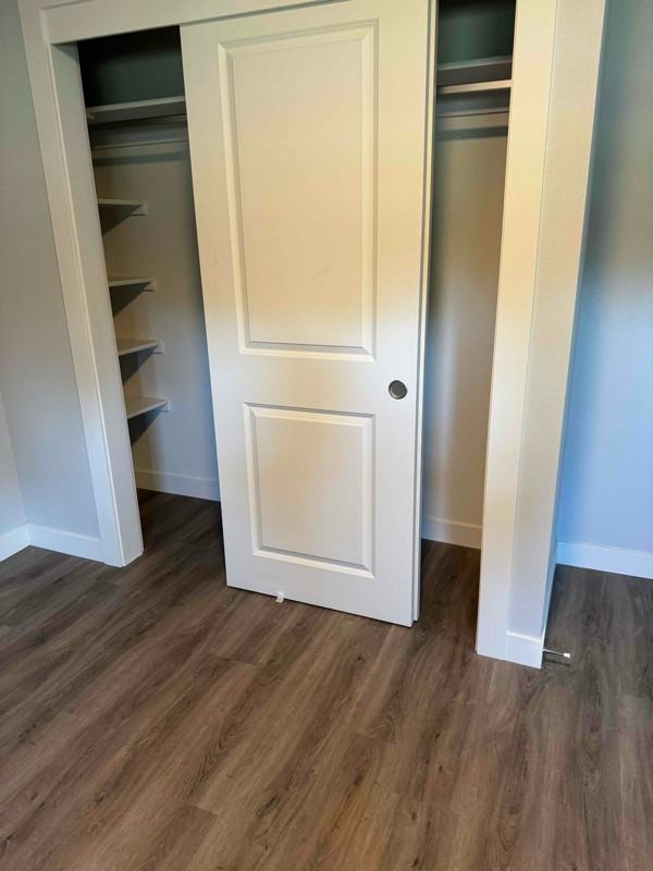 2425 Lansing Ave Ne #A - Photo 5 of 10