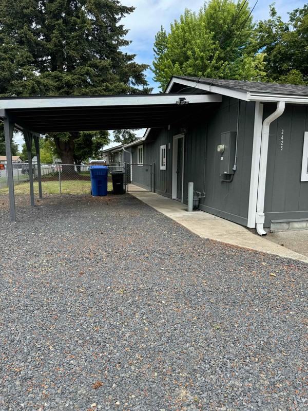 2425 Lansing Ave Ne #A - Photo 7 of 10