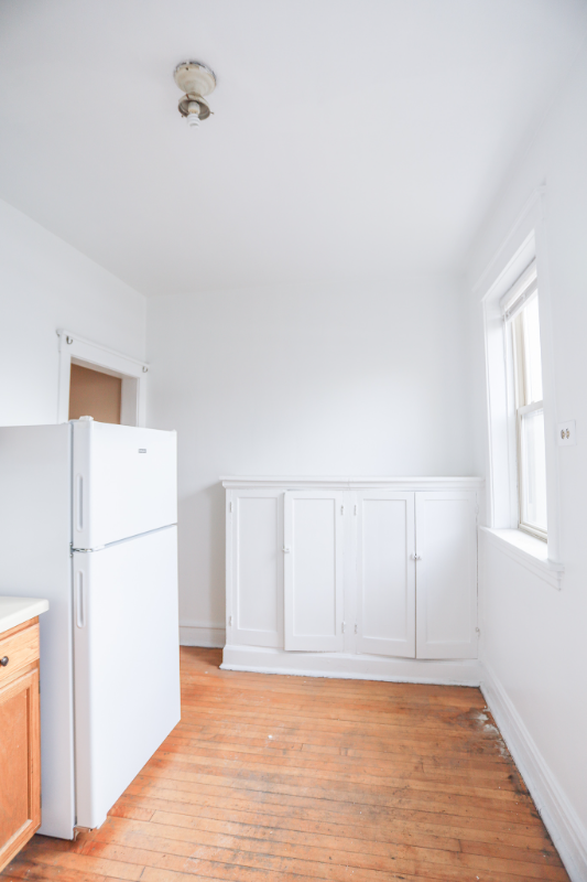 4445 N Damen Ave #3 - Photo 5 of 8