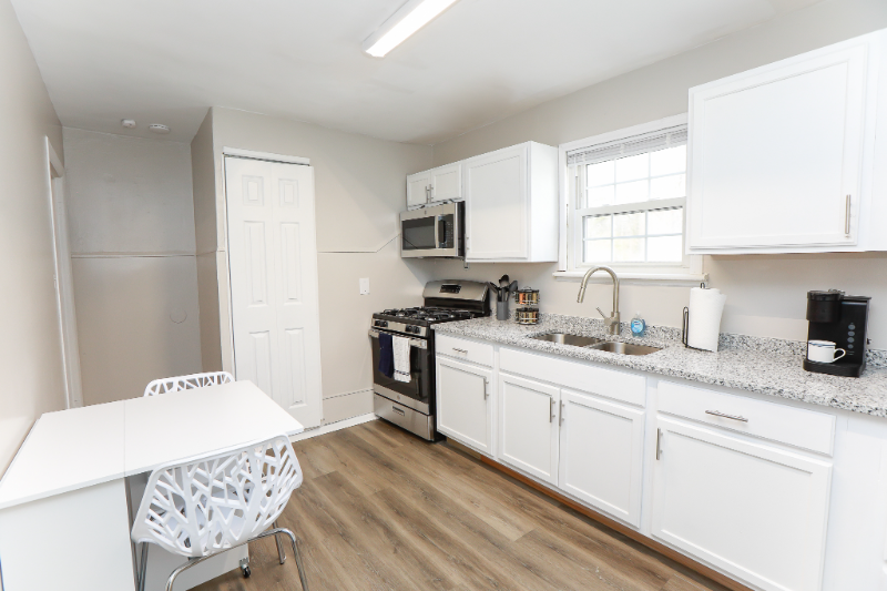 1265 Pall Mall St #A - Photo 6 of 25