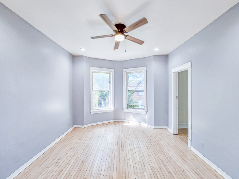 3208 W Beach Ave #2 - Photo 4 of 7