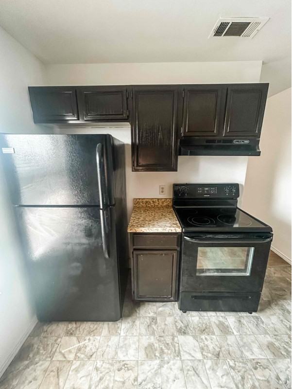 1604 Windward Dr #D - Photo 6 of 17