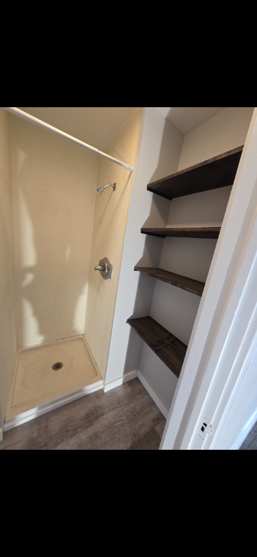 1104 W 8th St 2nd Fl #2 - Photo 4 of 10