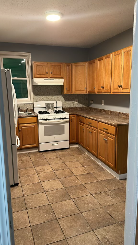 1546/1548 West Street #1546 - Photo 5 of 16