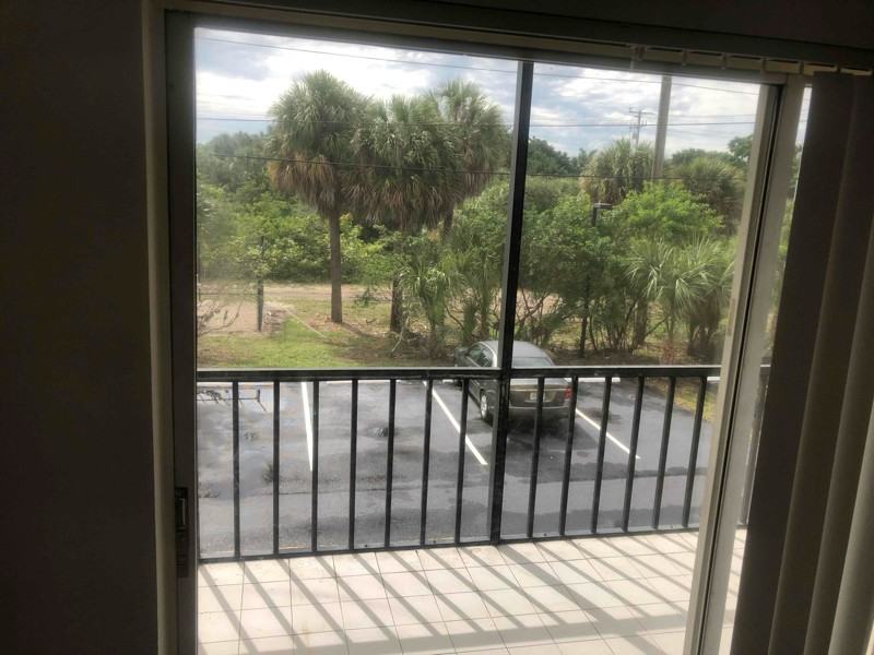 Nw 20th St #212 - Photo 6 of 6