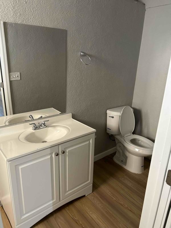 343 N Harris Dr - Photo 3 of 6