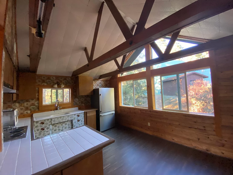 54374 Valley View Dr - Photo 4 of 11