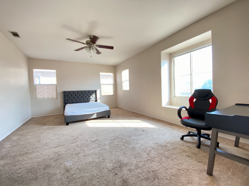 22271 Summer Holly Ave - Photo 3 of 30
