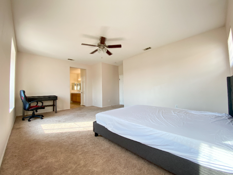 22271 Summer Holly Ave - Photo 4 of 30