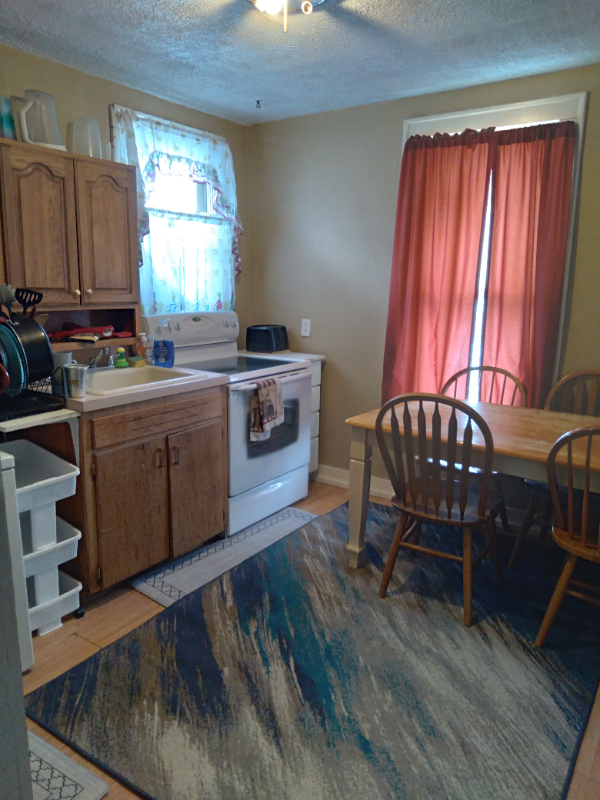 2951 N 51st St - Photo 4 of 8