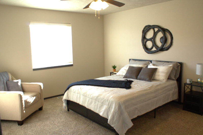 2112 N Carla Ave - Photo 6 of 13