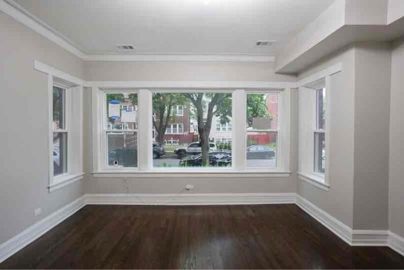 4850 W Nelson St #1 - Photo 3 of 14