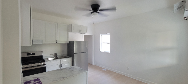 2511 Youman St - Photo 3 of 10