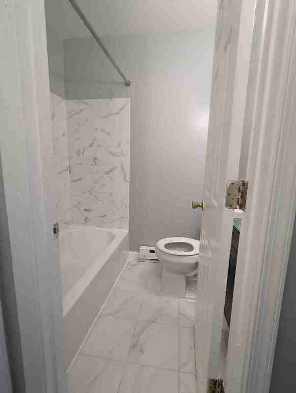 807 Stoll St #1 - Photo 5 of 9