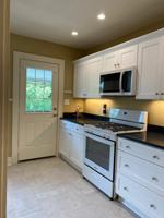 featured image of 607 E 6th St #B