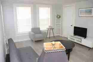 2026 1/2 N Ross Ave - Photo 1 of 1