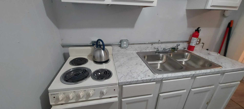 2026 1/2 N Ross Ave - Photo 7 of 11