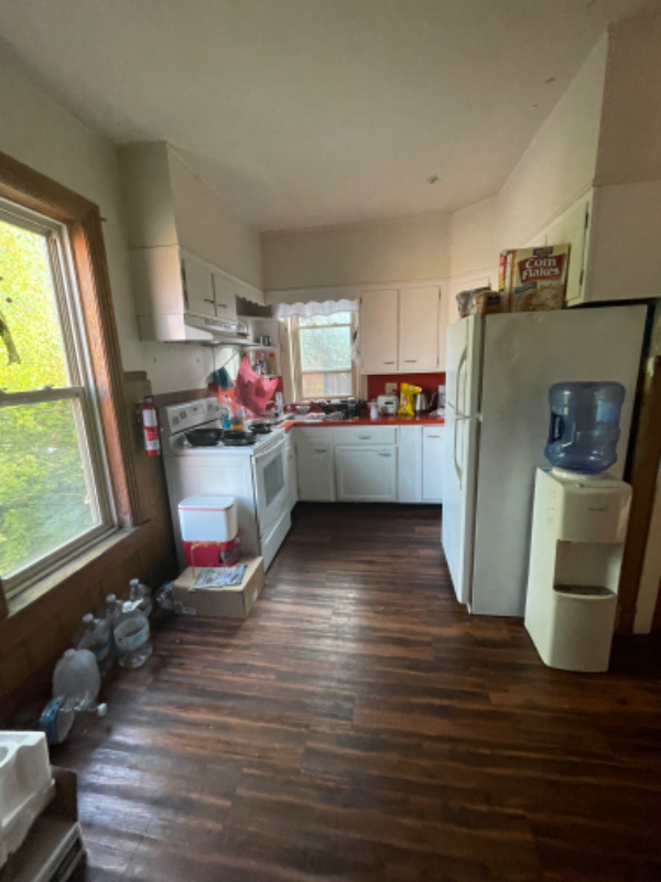 132 E King St - Photo 3 of 24