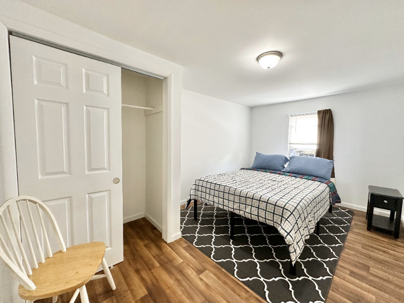 818 C St - Photo 5 of 5