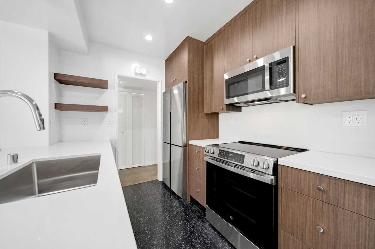 7767 Hollywood Blvd #105 - Photo 3 of 18