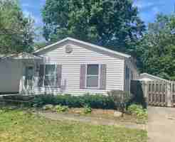 featured image of 6528 Rosebelle Ave