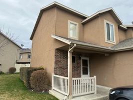 featured image of 136 W Arlington Way