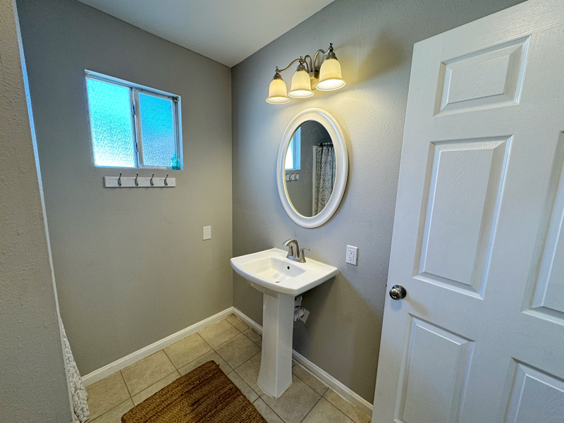 739 E Highland Blvd #2 - Photo 6 of 20