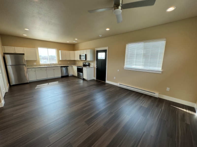 310 3rd St W #201 - Photo 4 of 11