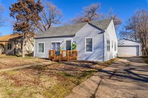 featured image of 626 N Oliver Ave