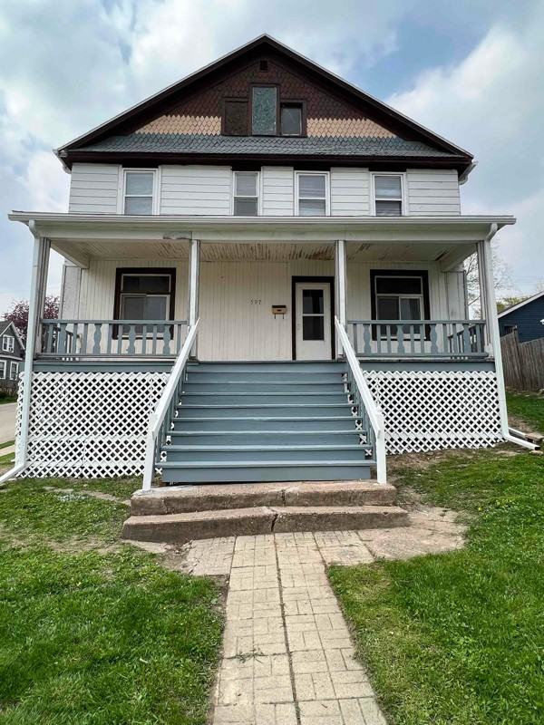 597 Jefferson St #3 - Photo 2 of 10