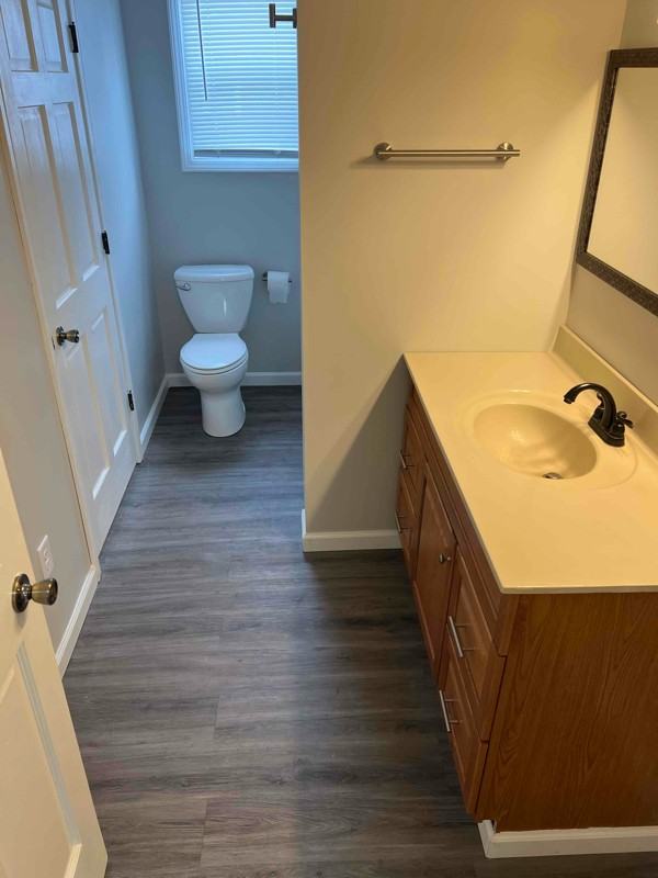 597 Jefferson St #3 - Photo 5 of 10