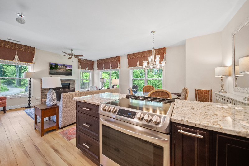 327 E Holly Ridge Rd - Photo 5 of 20