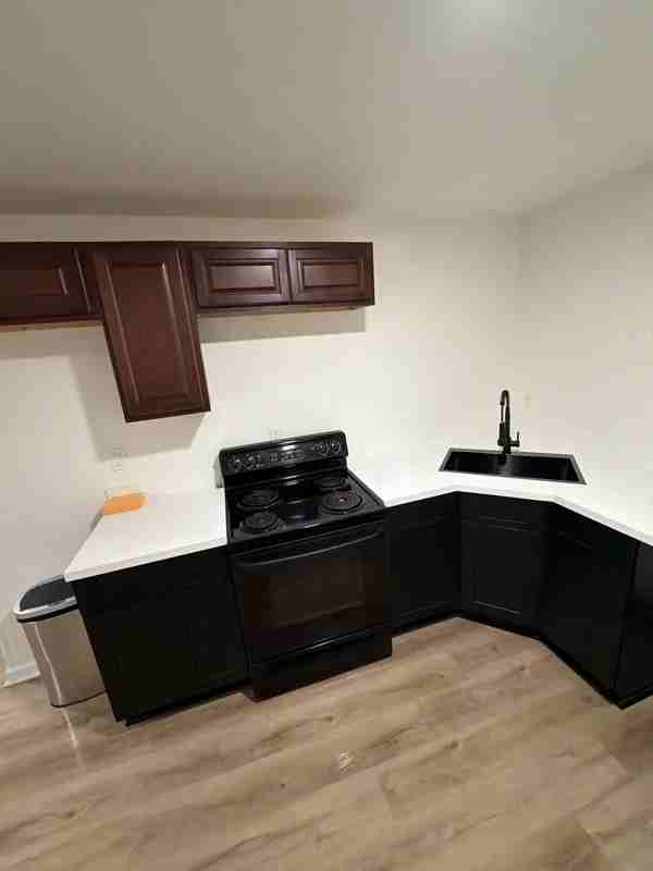 718 Lamanche St #A - Photo 3 of 4