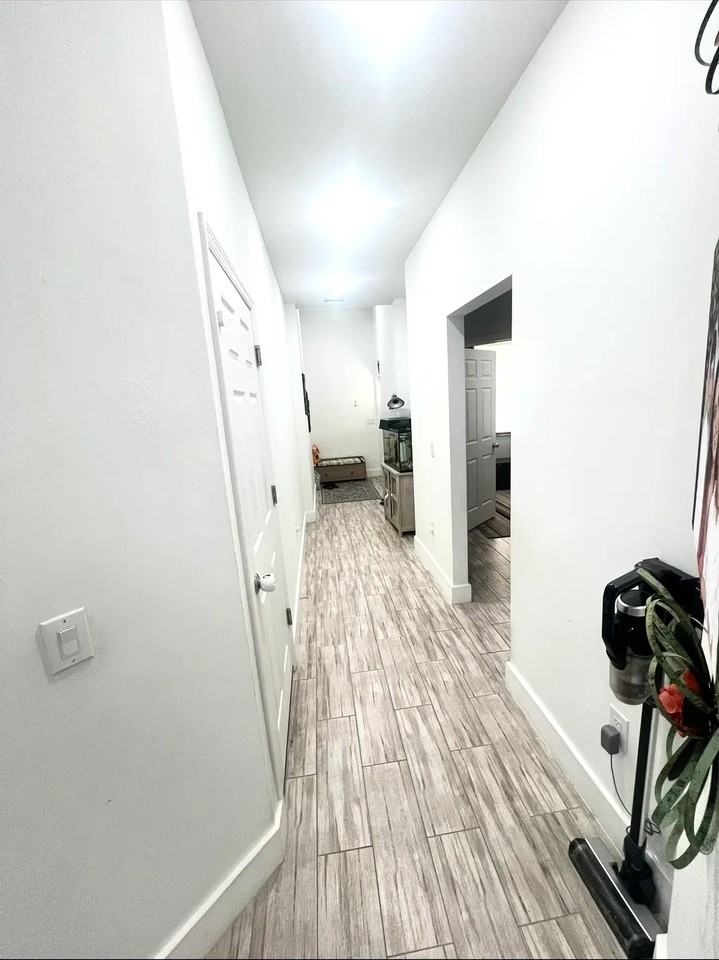 2441 Daniel Ave N - Photo 3 of 14