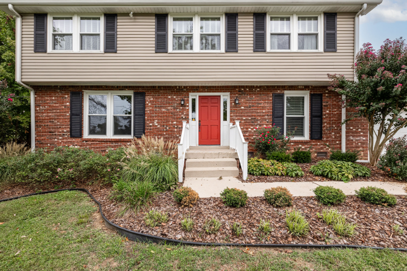 924 Saundersville Ferry Rd - Photo 2 of 50