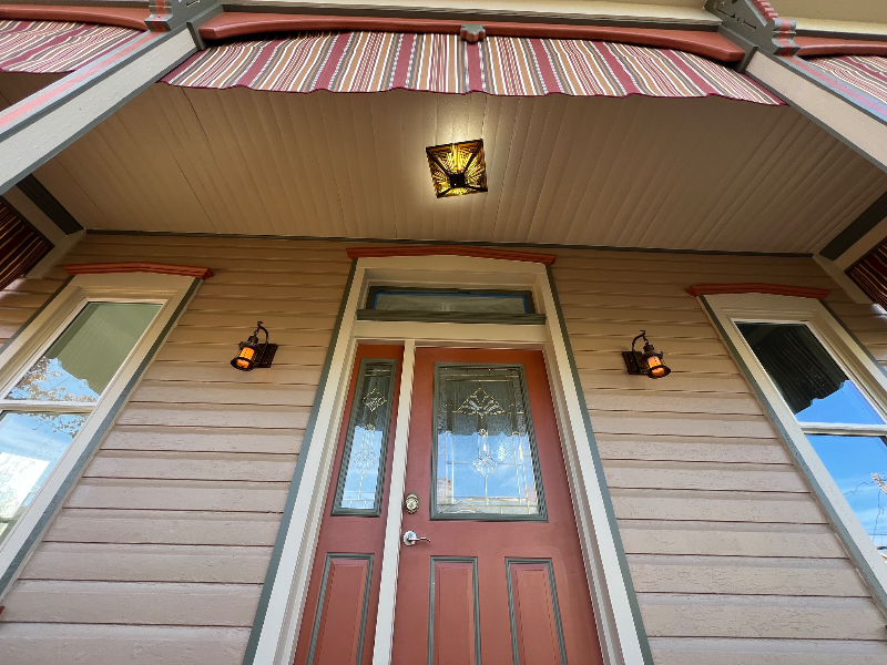222 14th St - Photo 2 of 8