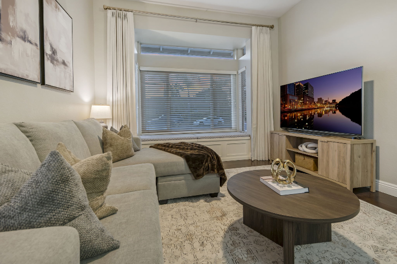 13103 Ireland Ln - Photo 2 of 20