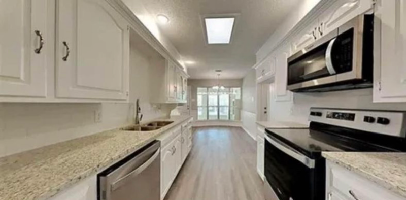 401 Lake Louise Ct - Photo 3 of 45
